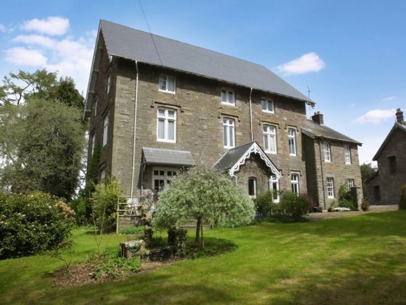 11&nbsp;Bedroom&nbsp;Detached